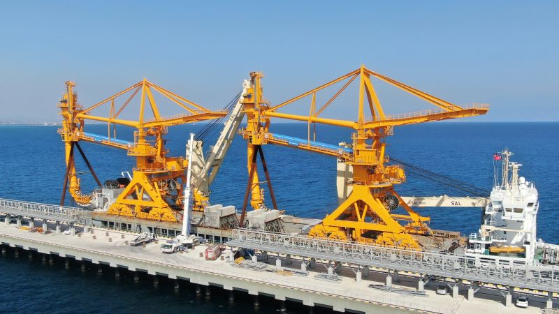 2023年土耳其卸船機頂升、復位搶修項目(圖2)